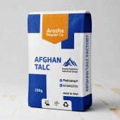 عکس بسته‌بندی اصل پودر تالک افغان شرکت آروشا پودر پیشتاز صنعت با وزن ۲۵ کیلوگرم؛ مناسب صنایع رنگ، سرامیک، کاغذسازی و آرایشی، دارای نشان تجاری معتبر و اطلاعات کامل تماس روی بسته.